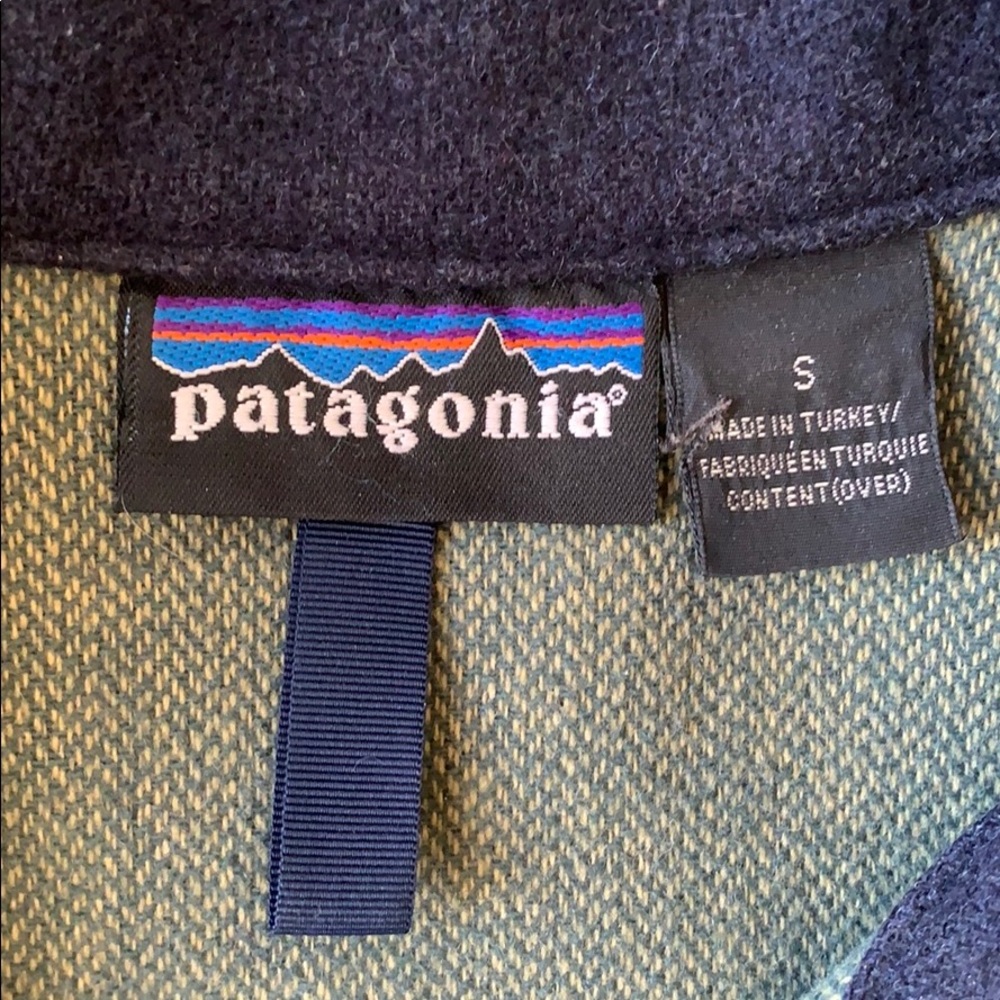 PATAGONIA Women’s 100% Wool Navy Jacket - Picture 10 of 16